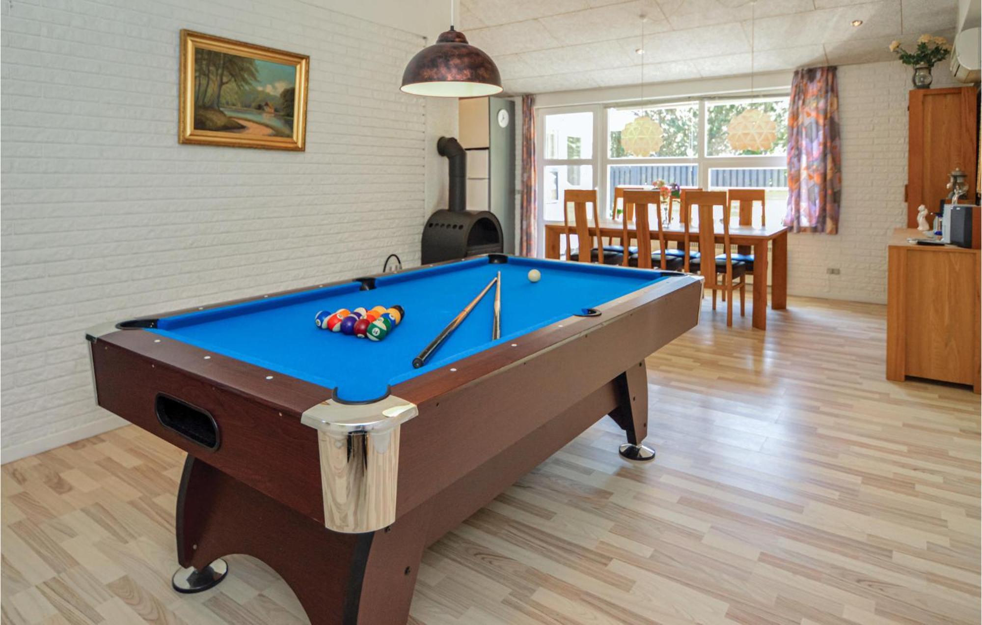 Amazing Home In Blavand With Sauna Экстерьер фото